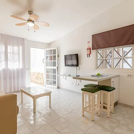 Vista - Adults Only Aparthotel 3*