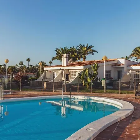 Vista - Adults Only 3*