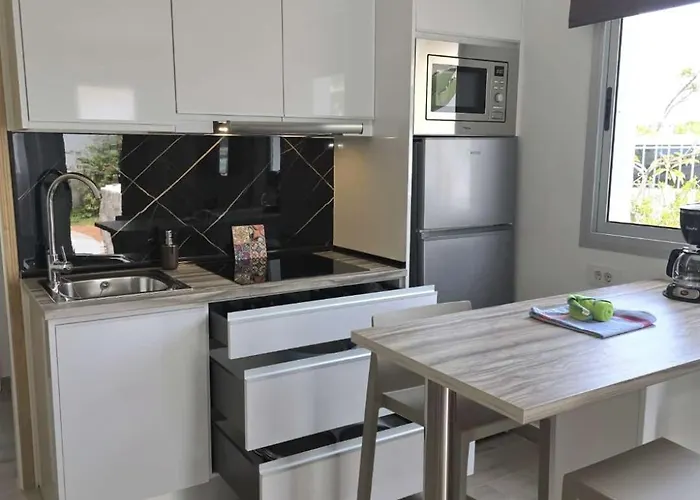 Апарт-отель Vista - Adults Only 3*