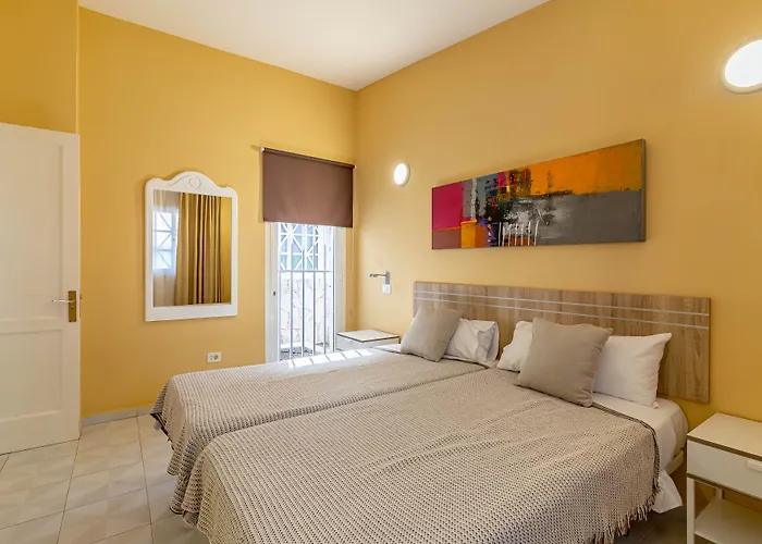 Vista - Adults Only 3*