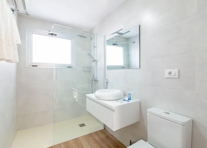 Vista - Adults Only 3*