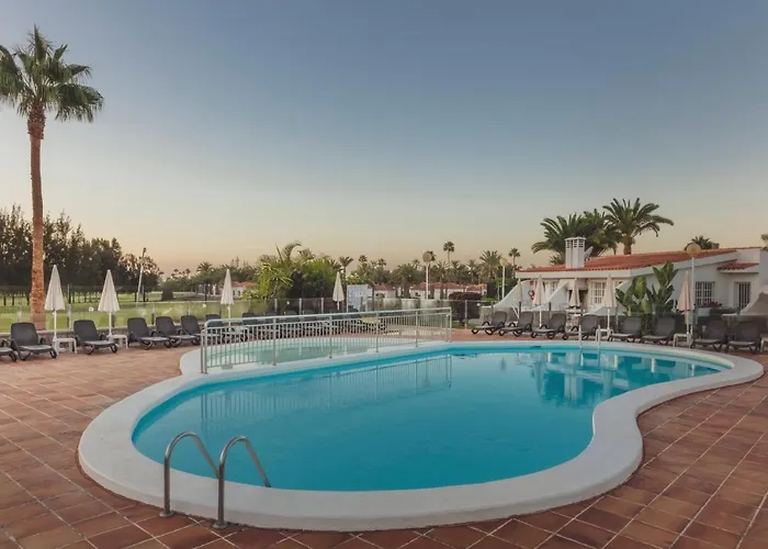 Vista - Adults Only Апарт-отель 3*