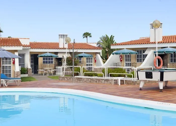 Vista - Adults Only Апарт-отель 3*